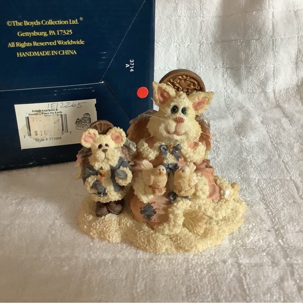 Boyd’s Bears - Felicia Angelpus & George